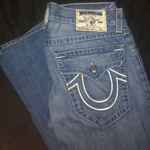TRUE RELIGION JEANS